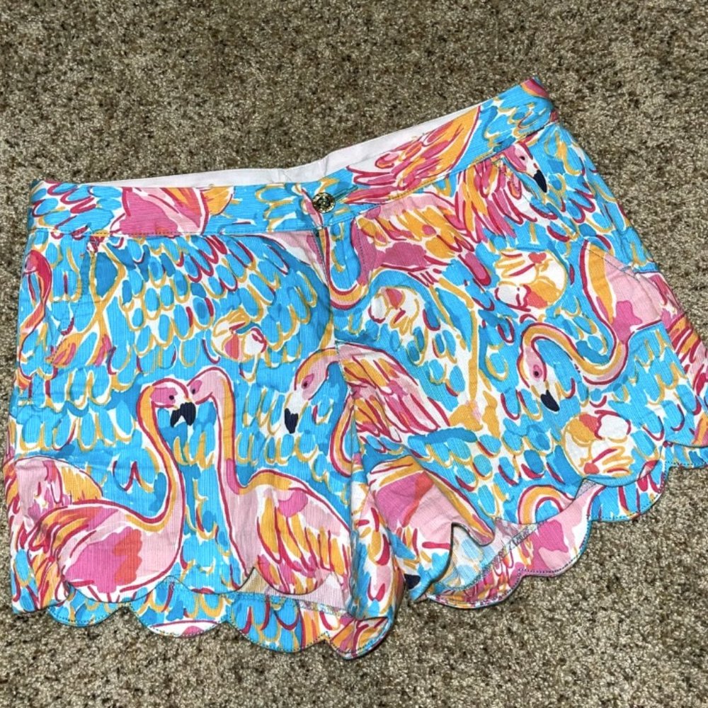 EUC Lilly Pulitzer Buttercup Short Size 6 "Peel and Eat"